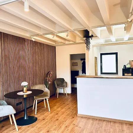 Pfalz - Modern, Stylisch Und In Toplage! Apartment